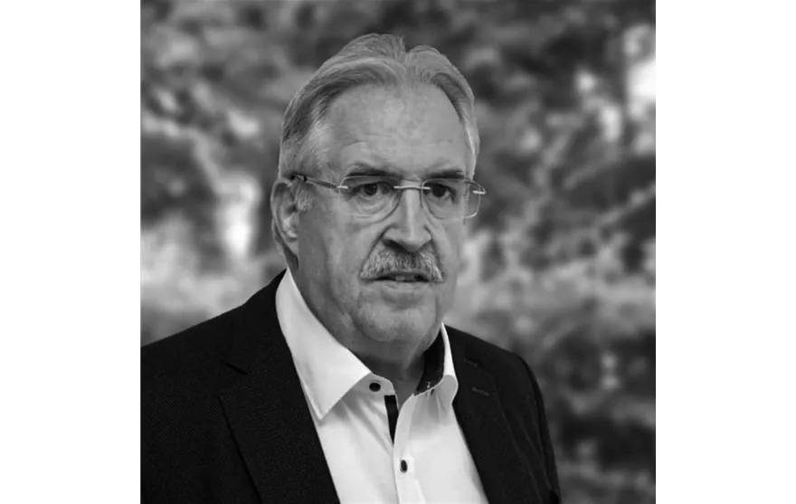 Jürg ZwahlenSW.jpg