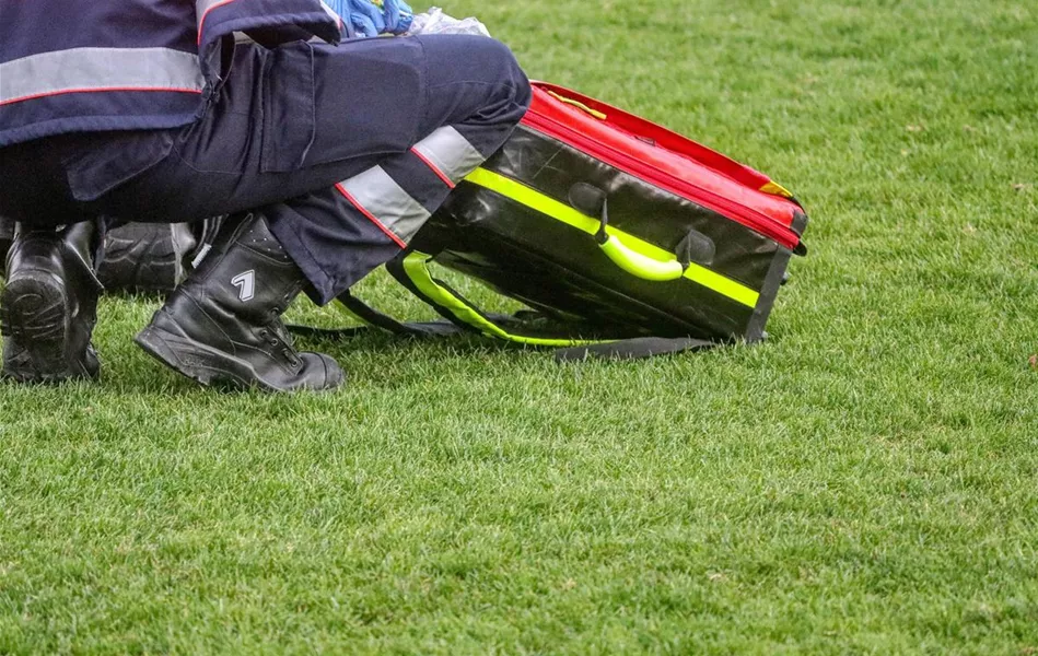 Notfall_Ersthelfer_Bild von Alexander Fox PlaNet Fox auf Pixabay_Website.jpg