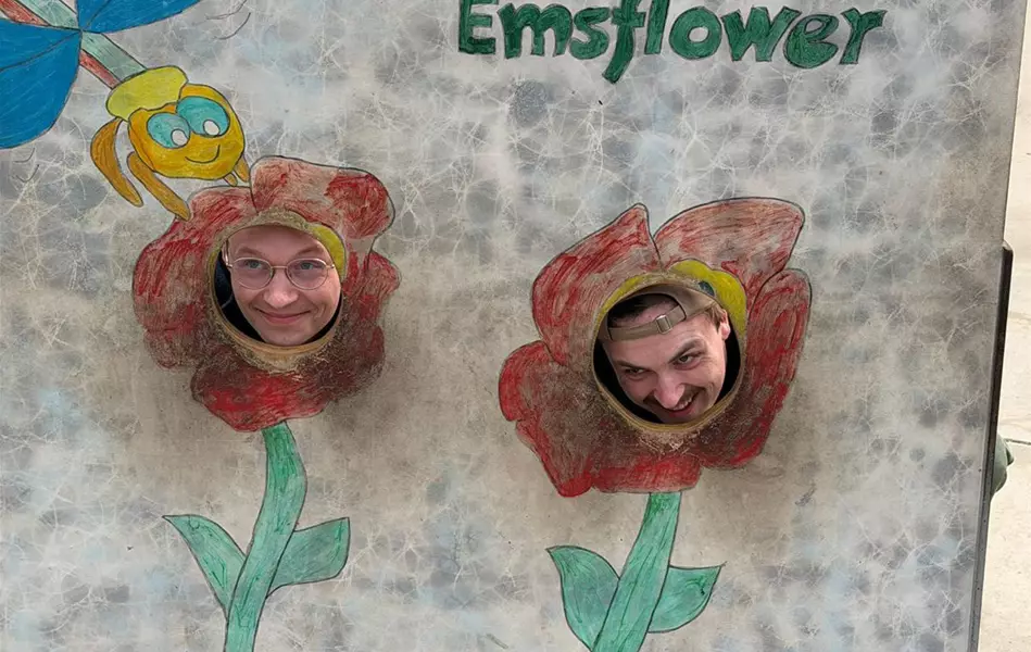 2 Blumen_Stärk_Junioren.jpg